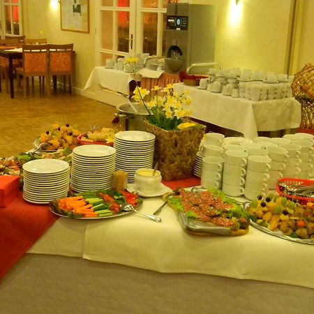 Kraeuterhotel & Restaurant Heidejaeger Mulmshorn Dış mekan fotoğraf
