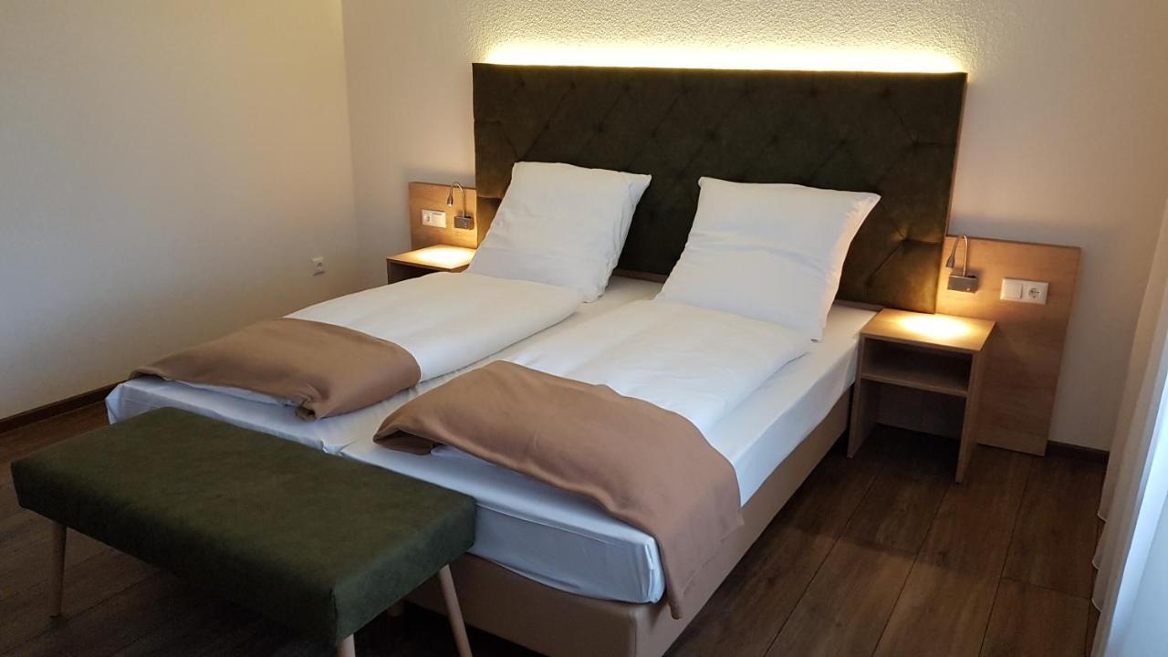 Kraeuterhotel & Restaurant Heidejaeger Mulmshorn Dış mekan fotoğraf