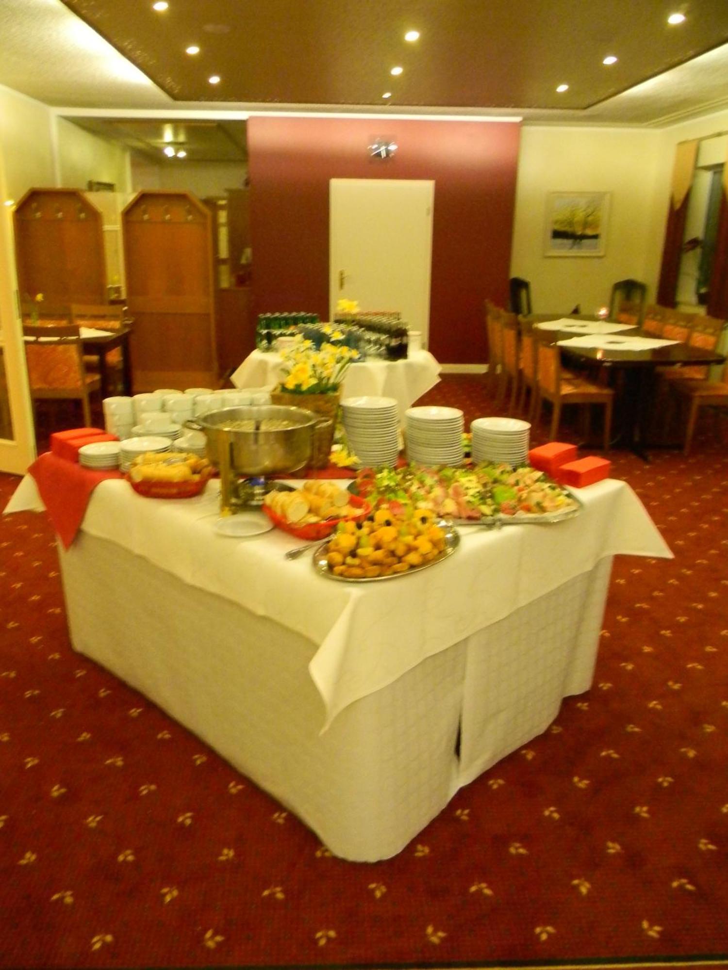 Kraeuterhotel & Restaurant Heidejaeger Mulmshorn Dış mekan fotoğraf