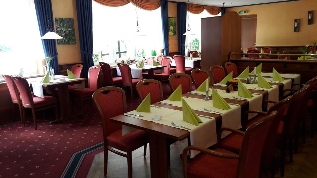 Kraeuterhotel & Restaurant Heidejaeger Mulmshorn Dış mekan fotoğraf