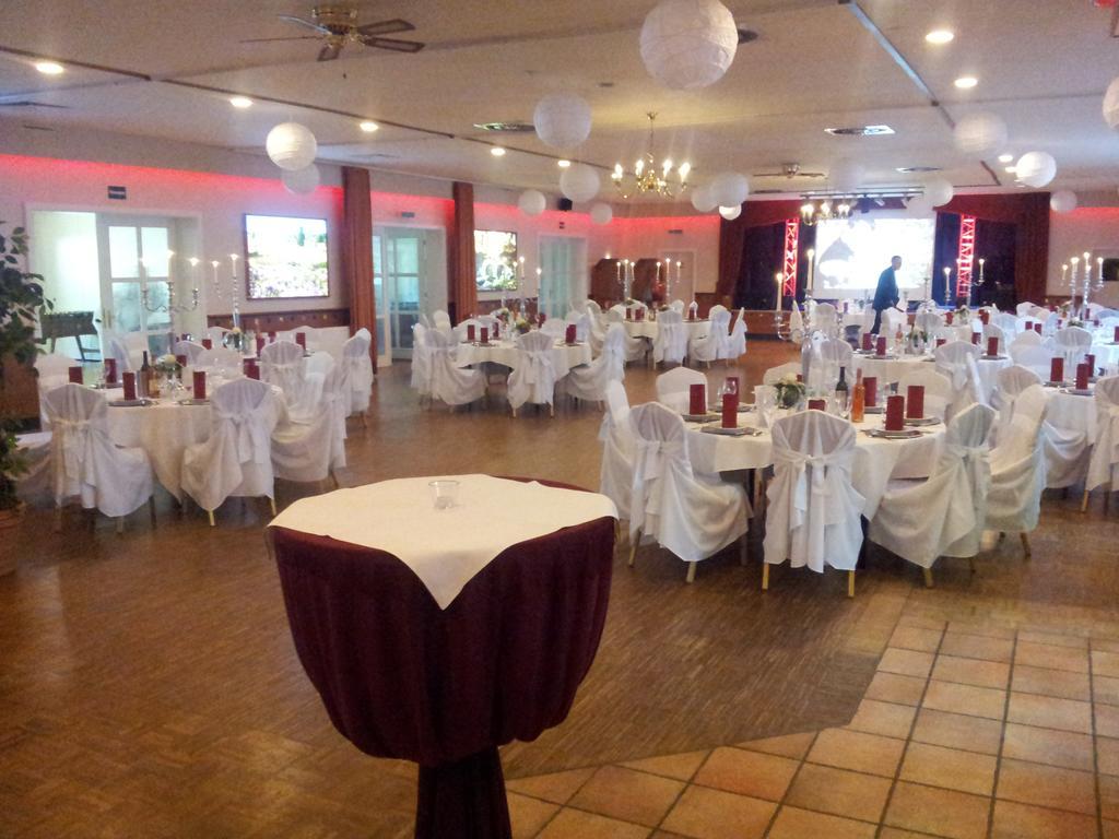 Kraeuterhotel & Restaurant Heidejaeger Mulmshorn Dış mekan fotoğraf