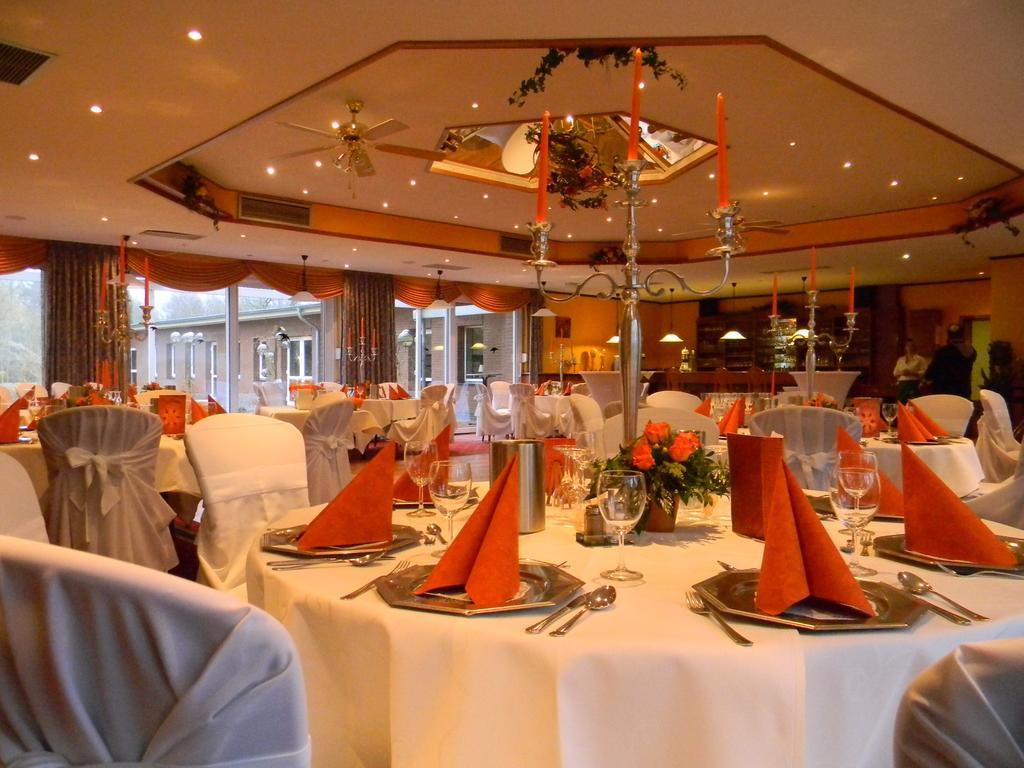 Kraeuterhotel & Restaurant Heidejaeger Mulmshorn Dış mekan fotoğraf