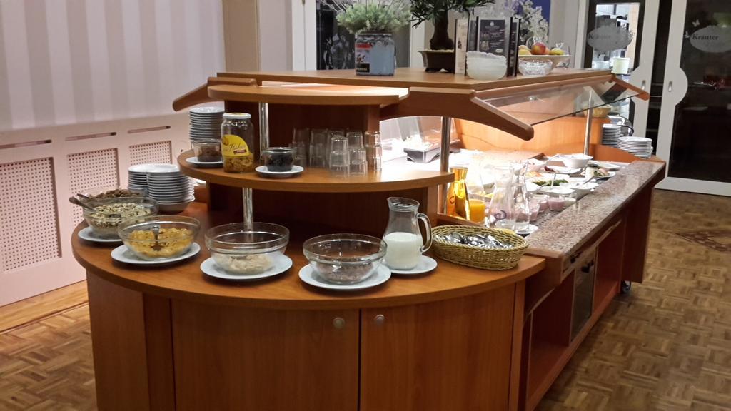 Kraeuterhotel & Restaurant Heidejaeger Mulmshorn Dış mekan fotoğraf