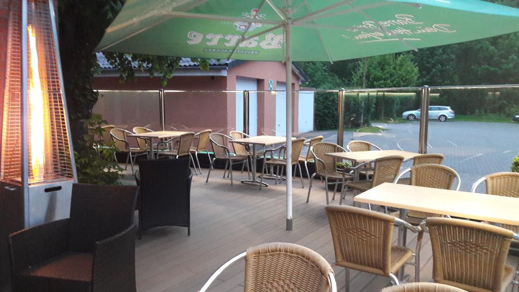 Kraeuterhotel & Restaurant Heidejaeger Mulmshorn Dış mekan fotoğraf