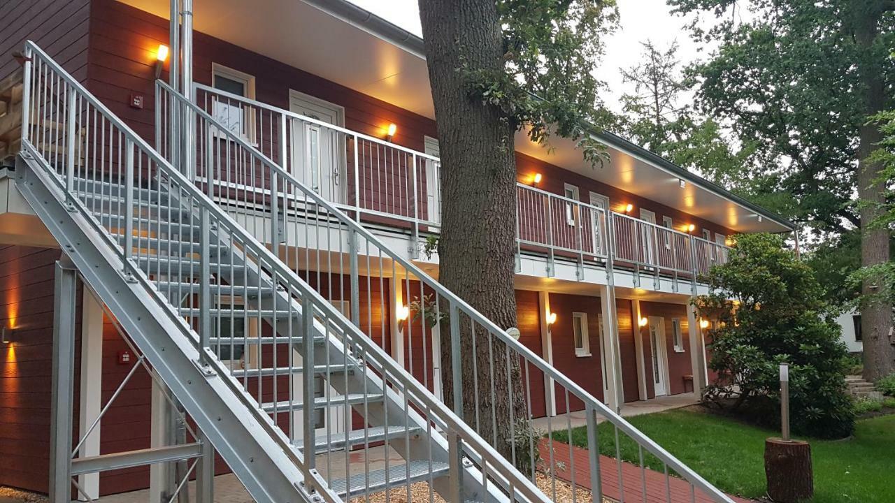 Kraeuterhotel & Restaurant Heidejaeger Mulmshorn Dış mekan fotoğraf