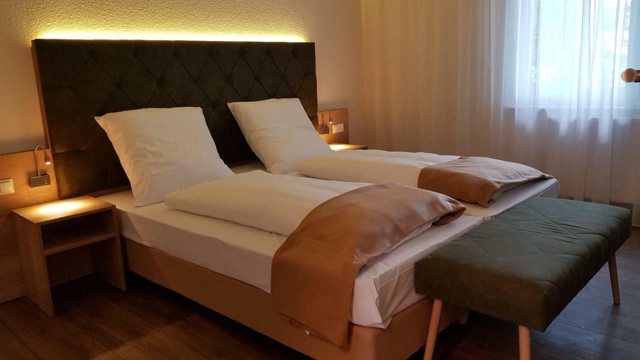 Kraeuterhotel & Restaurant Heidejaeger Mulmshorn Dış mekan fotoğraf